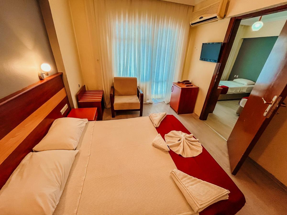 Hotel First Class Didim Eksteriør bilde