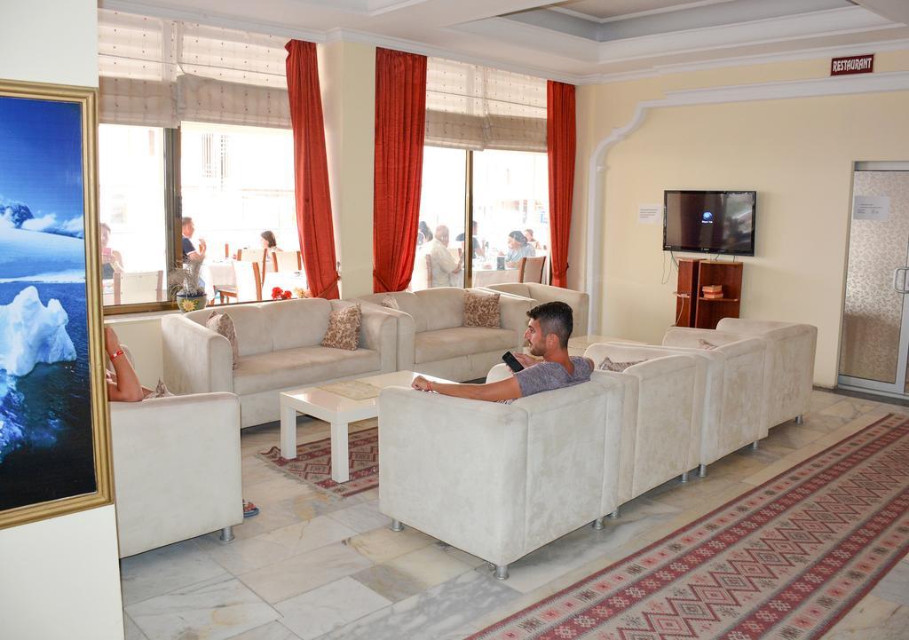 Hotel First Class Didim Eksteriør bilde