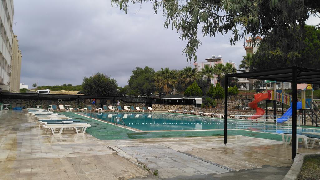 Hotel First Class Didim Eksteriør bilde